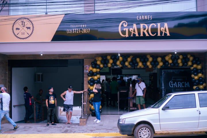 Carnes Garcia inaugura nova loja
