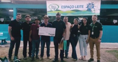 SICOOB CREDISUDESTE APOIA CONCURSO LEITEIRO DA 67ª EXPOSIÇÃO AGROPECUÁRIA DE MURIAÉ .