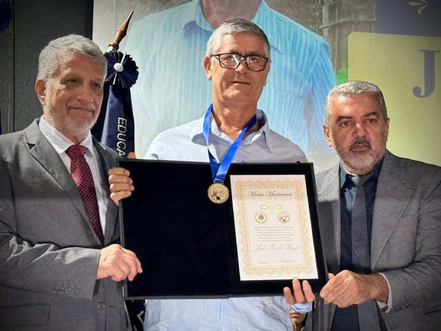 José Paulo Bagli é homenageado com Medalha Muriaeense 2025 em celebração aos 170 anos de Muriaé