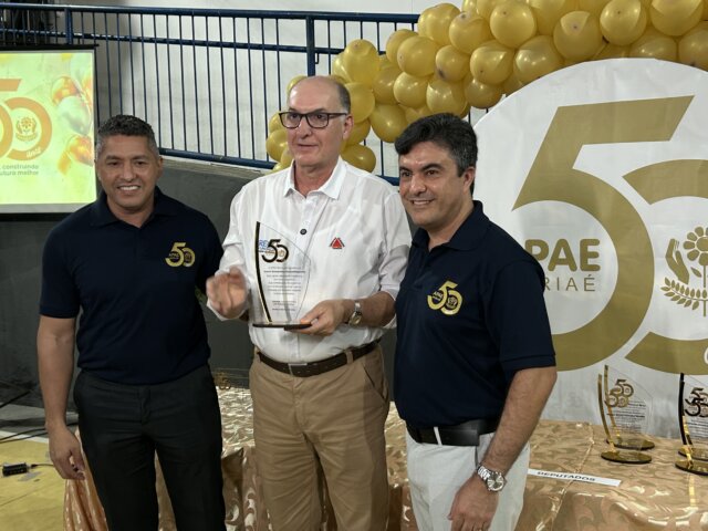 Deputado Grego agradece homenagem da APAE de Muriaé e reafirma apoio à instituição