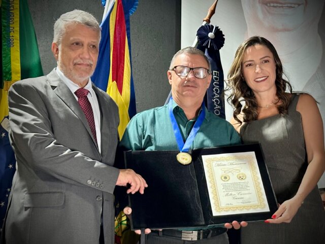 Milton Carneiro Garcia é agraciado com Medalha Muriaeense 2025 por sua dedicação à comunidade e à fé