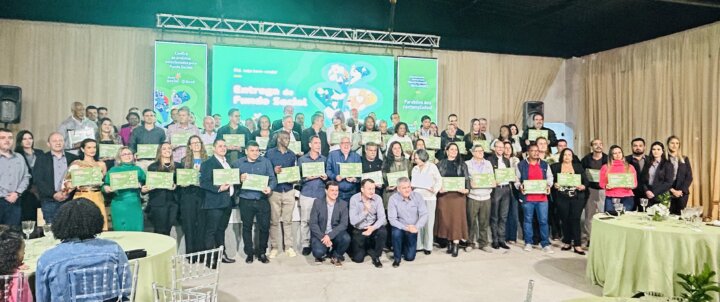 Sicredi Botucaraí RS/MG promove entrega oficial de recursos do Fundo Social a entidades da região de Muriaé