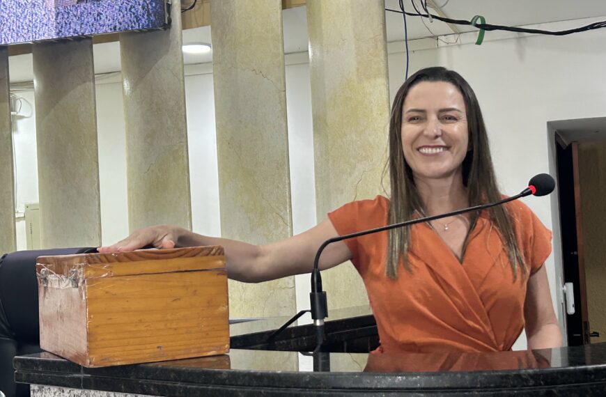 Ivonete Lacerda é a segunda mulher eleita presidente da Câmara Municipal de Muriaé