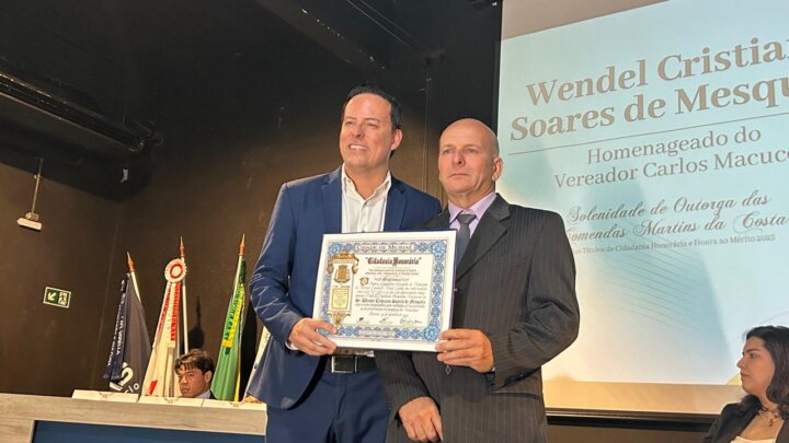Deputado Professor Wendel recebe título de cidadão honorário de Muriaé