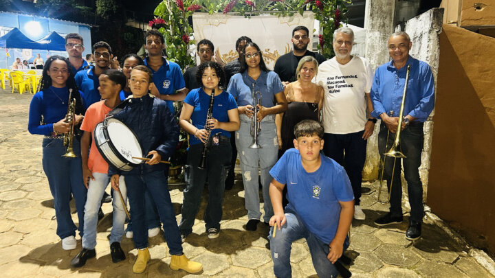 Abertura do Mês de Maria reúne fé, tradição e grande participação em Macuco