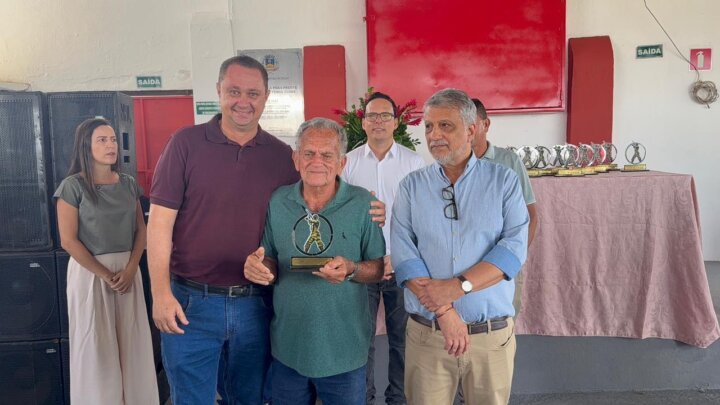 José Sanches Abreu é homenageado com o Troféu Mérito do Trabalho em Muriaé